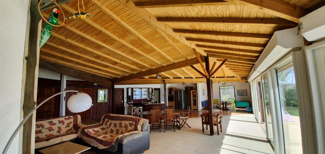 Wild Paradise: Villa vue mer piscine à débordement Le Moule Extérieur photo